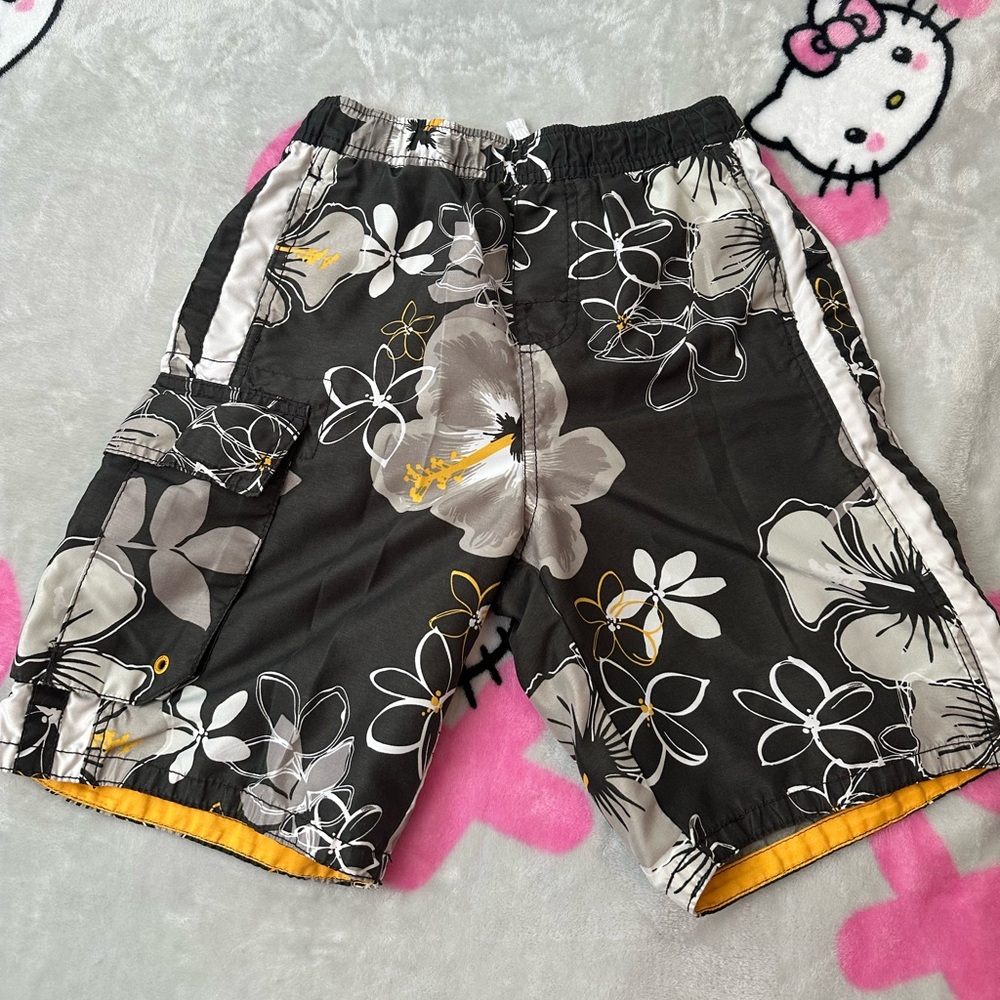 Boys youth the children’s place Hawaiian flower tropical swim shorts size 7/8